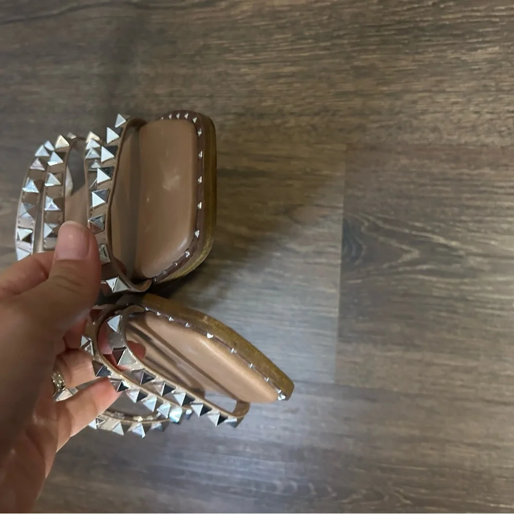 Steve Madden Studded Sandals- 7.5 - Picture 2 of 4